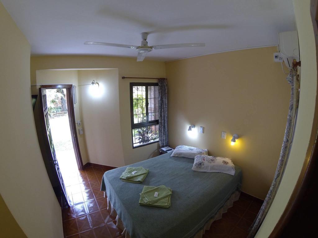 Hospedaje Los Vencejos Porto Iguaçu Quarto foto